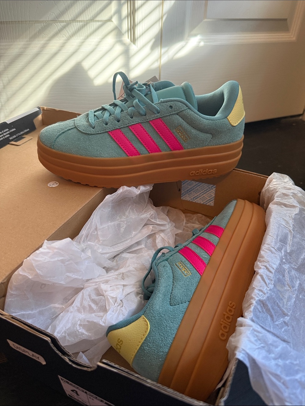 adidas Kids Platform Sneakers in Teal with Pink Stripes and Gum Sole - Picture 3 of 3